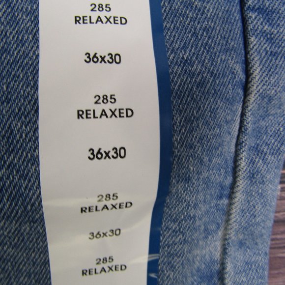 Denizen Levi's NEW NWT Mens 285 Relaxed 36x30 Light Blue Denim Jeans Straight - Picture 3 of 6